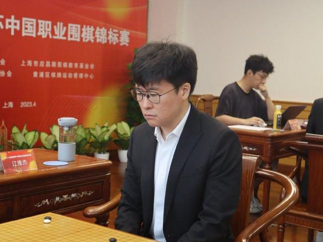 亚洲一区二区三区高清视频